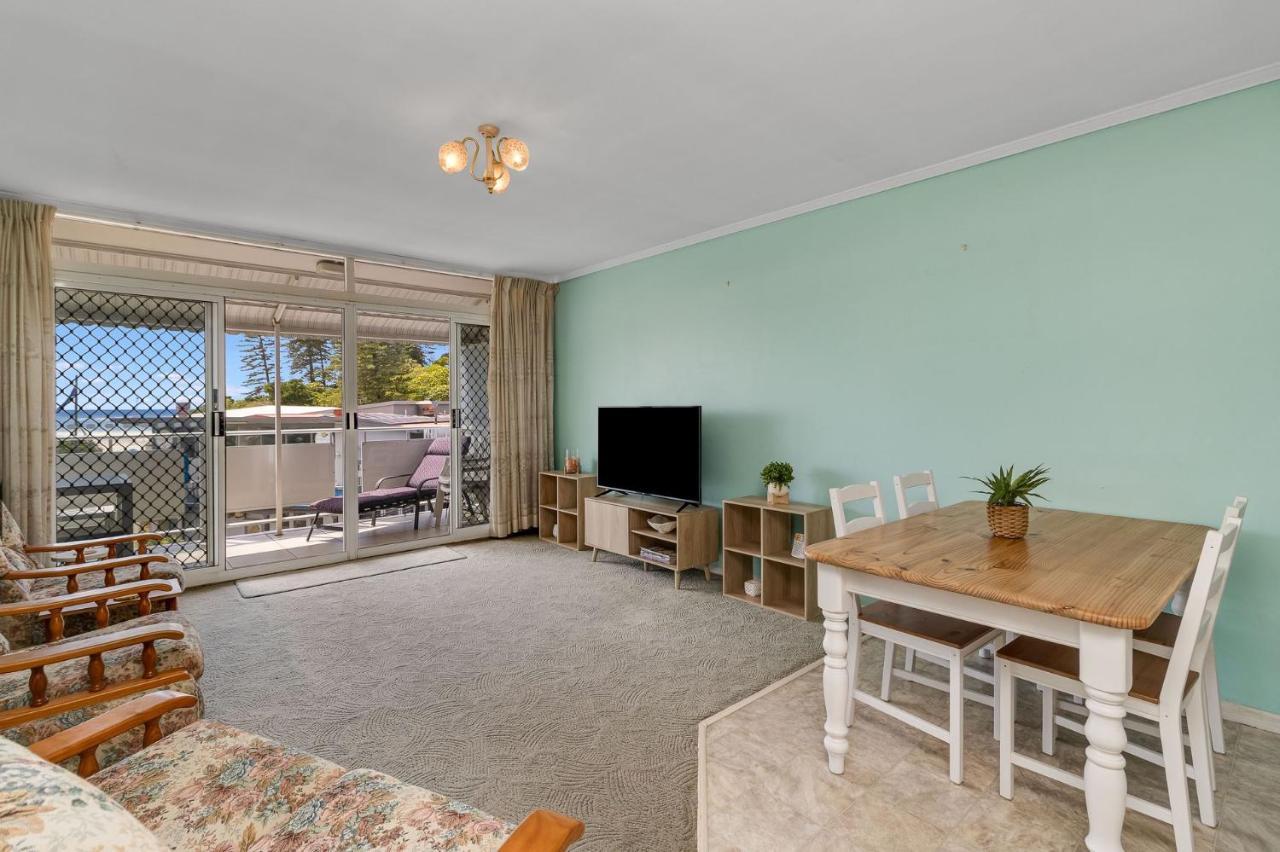 Apartment Unit 12a