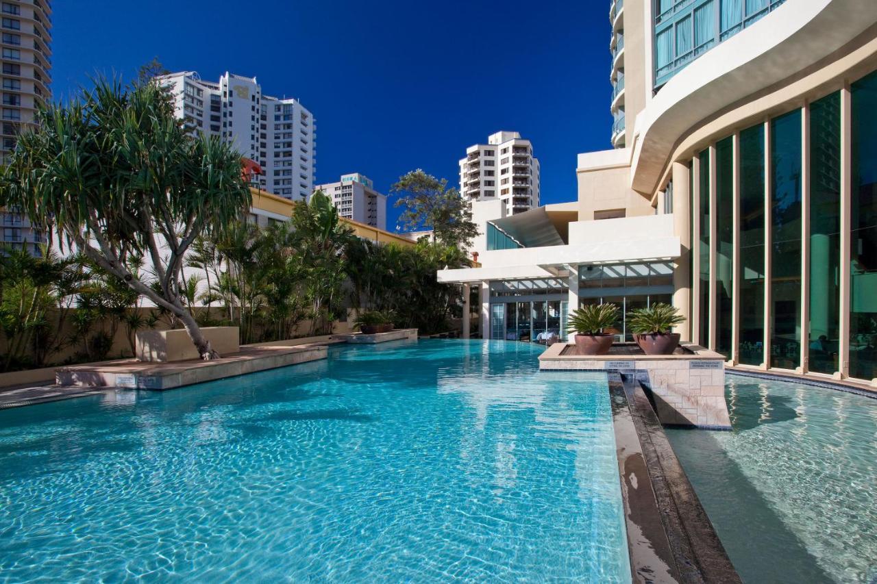 Apartment Interconnecting 2 Bedroom Unit At Legends — Q *