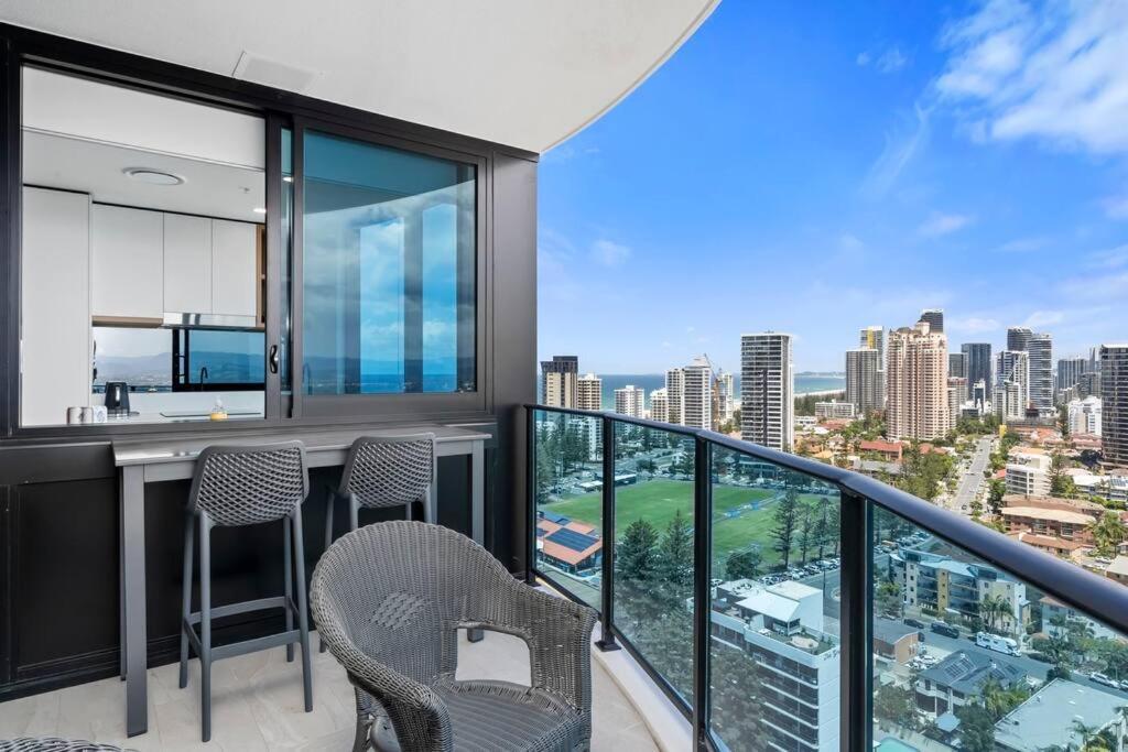 Gallery Luxury 19th Floor Stunning Views Gold Coast