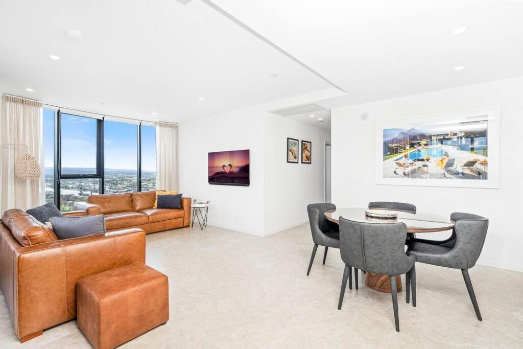 Apartment Gallery Luxury 19th Floor Stunning Views