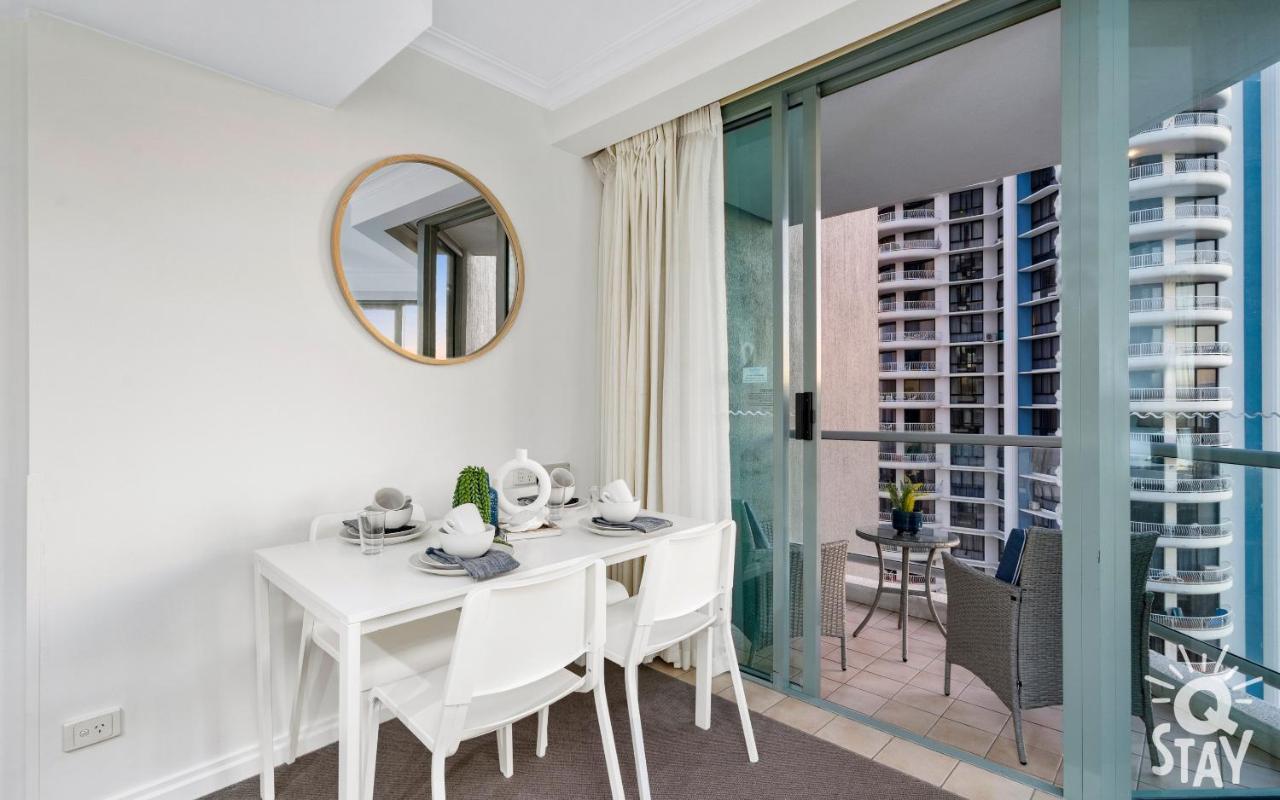 Apartment Interconnecting 2 Bedroom Unit At Legends — Q