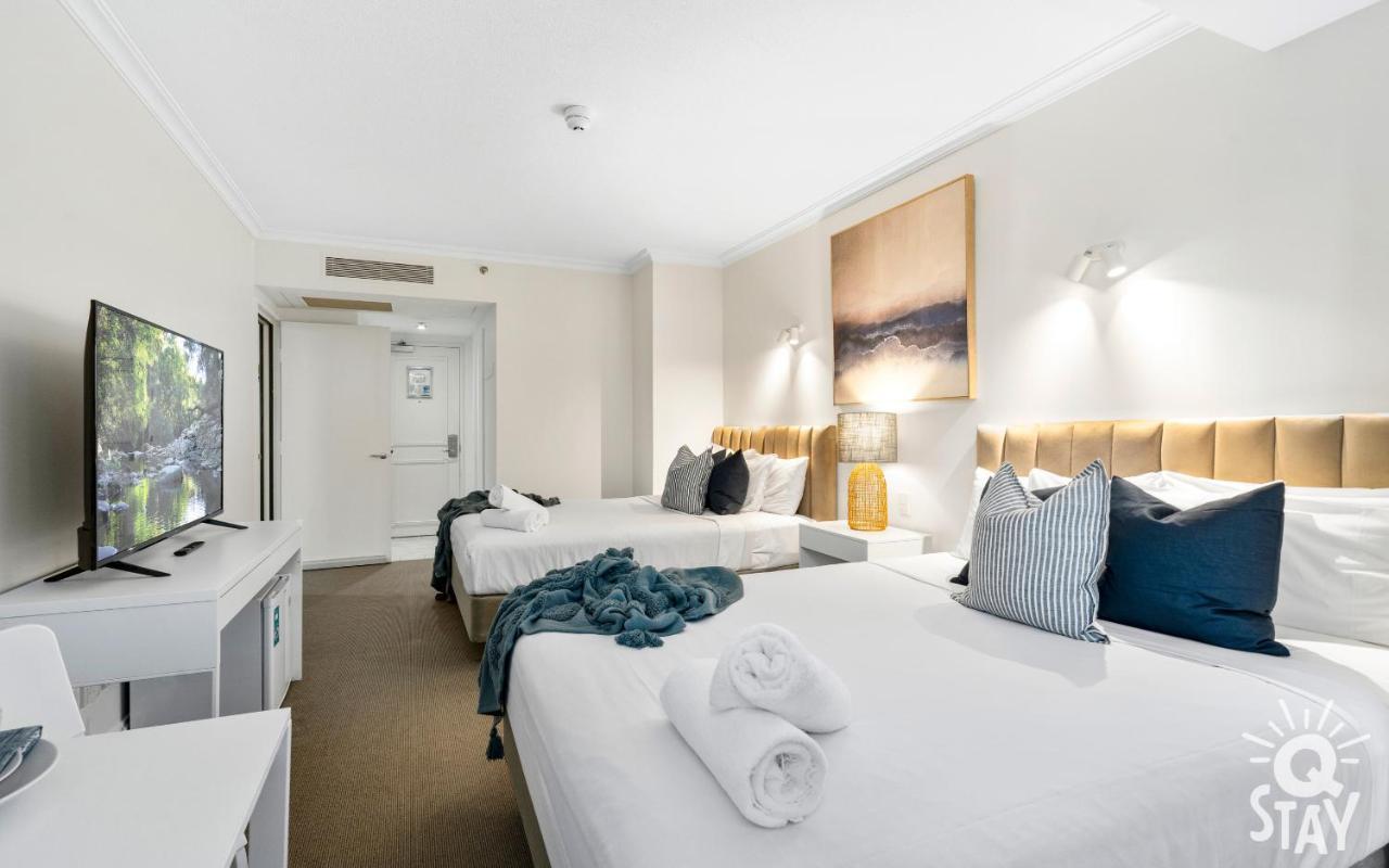 Interconnecting 2 Bedroom Unit At Legends — Q