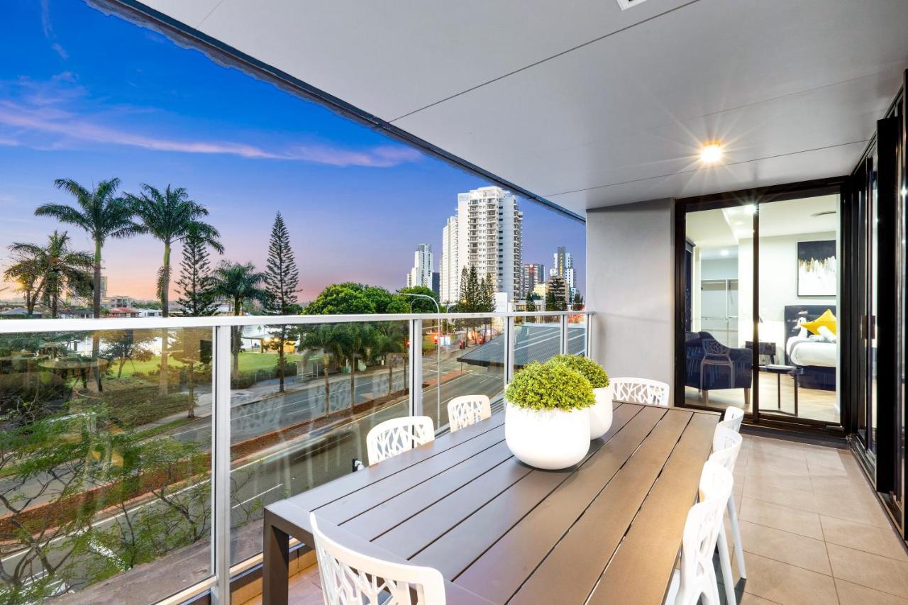 Circle On Cavill Surfers Paradise Mid Week Madness Deal - Q Apartment Gold Coast