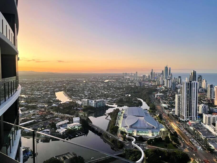 Apartment Broadbeach Luxury Oceanview 2beds 49f Gold Coast