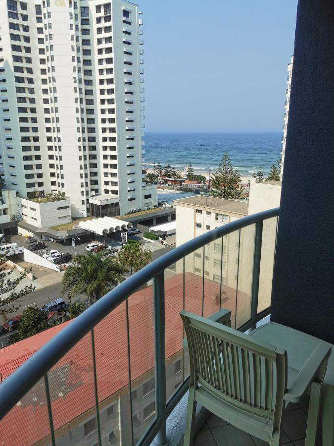 S1 Surfers Paradise Apartment