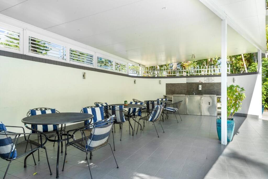 Coco Bella Dream In Surfers Paradise * Gold Coast