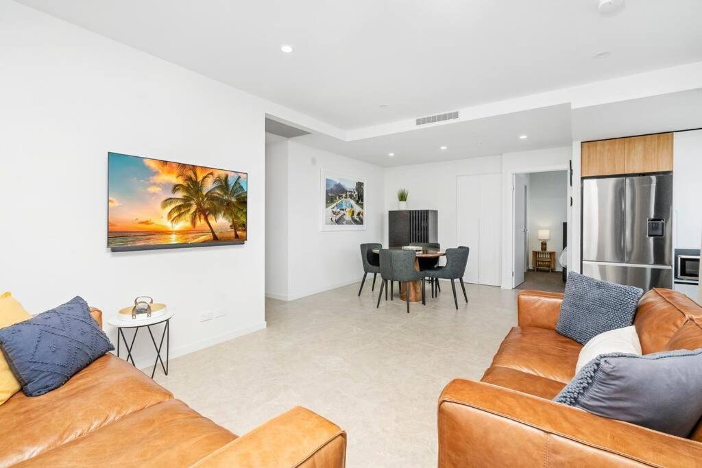 Gallery Luxury 19th Floor Stunning Views Apartment Gold Coast