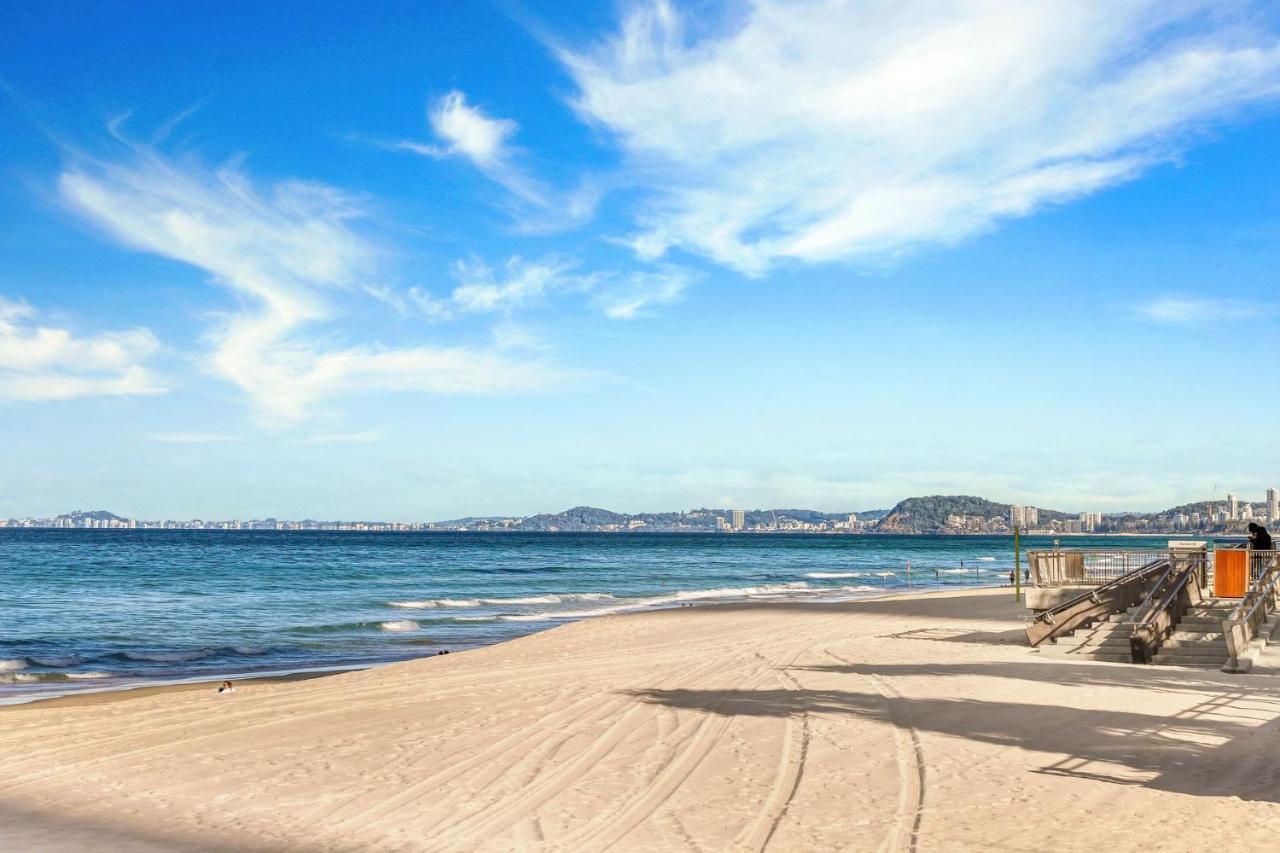 The Imperial--unobstructed Forefront Seascape-sub Penthouse! Apartment