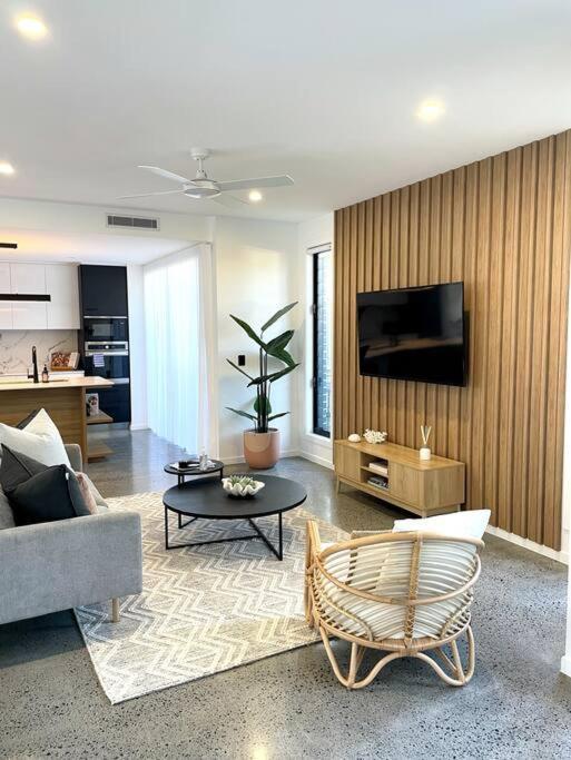 Casa Maya Nobby's Beach Villa