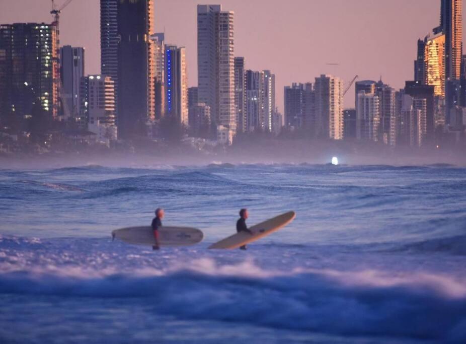Apartment Gorgeous Studio Right In The Heart Of Surfers Gold Coast