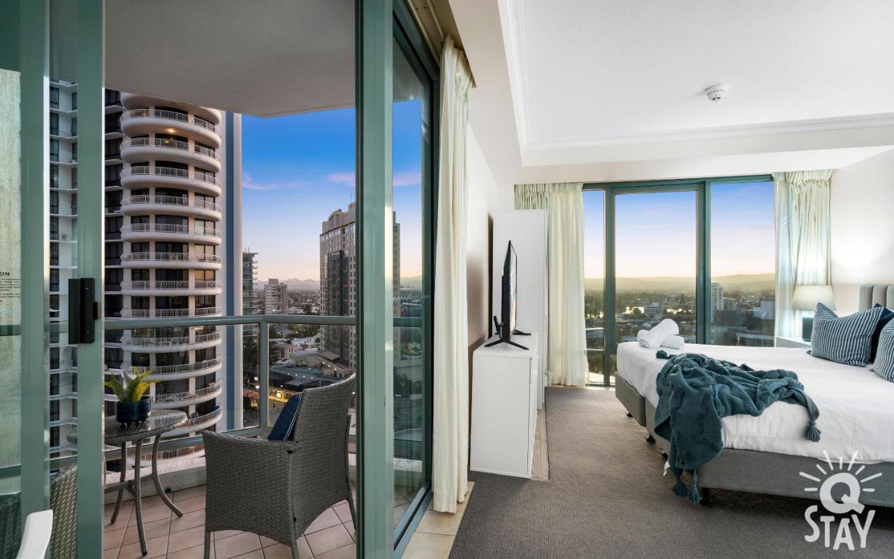 Interconnecting 2 Bedroom Unit At Legends — Q Gold Coast