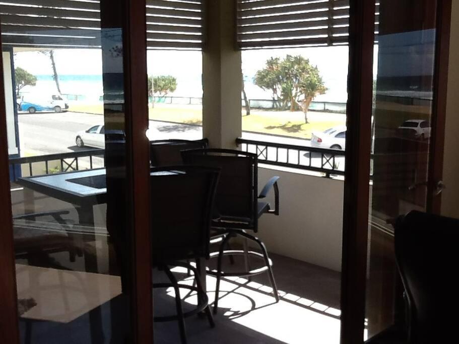 Apartment Beachfront Miami 2 Bdr Easy Living Views Views!!!! Gold Coast