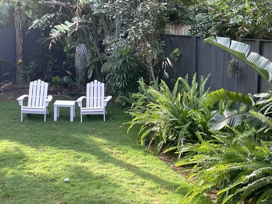 Holiday home House 100ms To Freshly Renovated New Appliances *