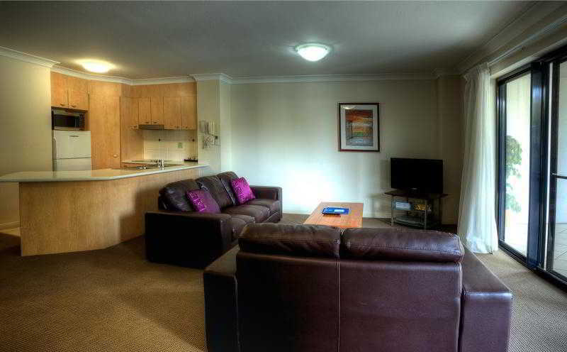 Sandcastles On The Broadwater Aparthotel 4*