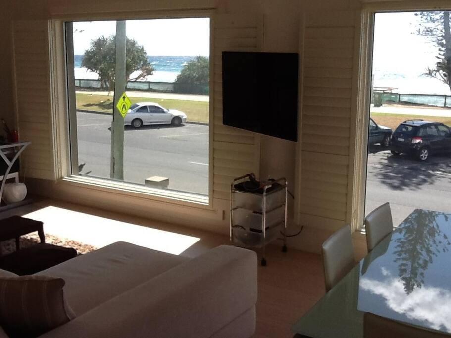 Apartment Beachfront Miami 2 Bdr Easy Living Views Views!!!!