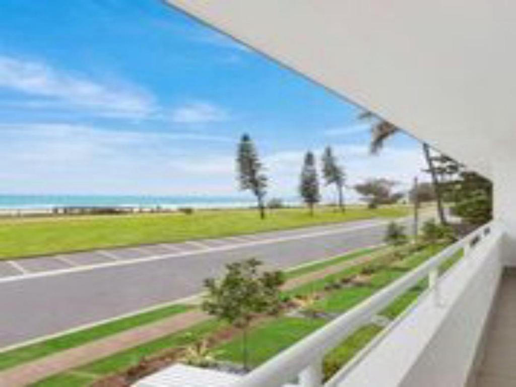 Nalu - Hosted By Burleigh Letting Apartment *