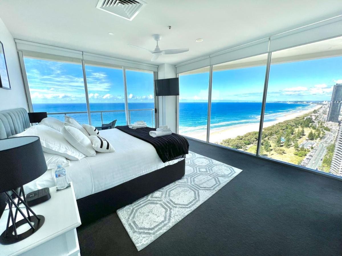 Air On Broadbeach Beachfront 2level Stunning With 180 Degree Views Apartment Gold Coast