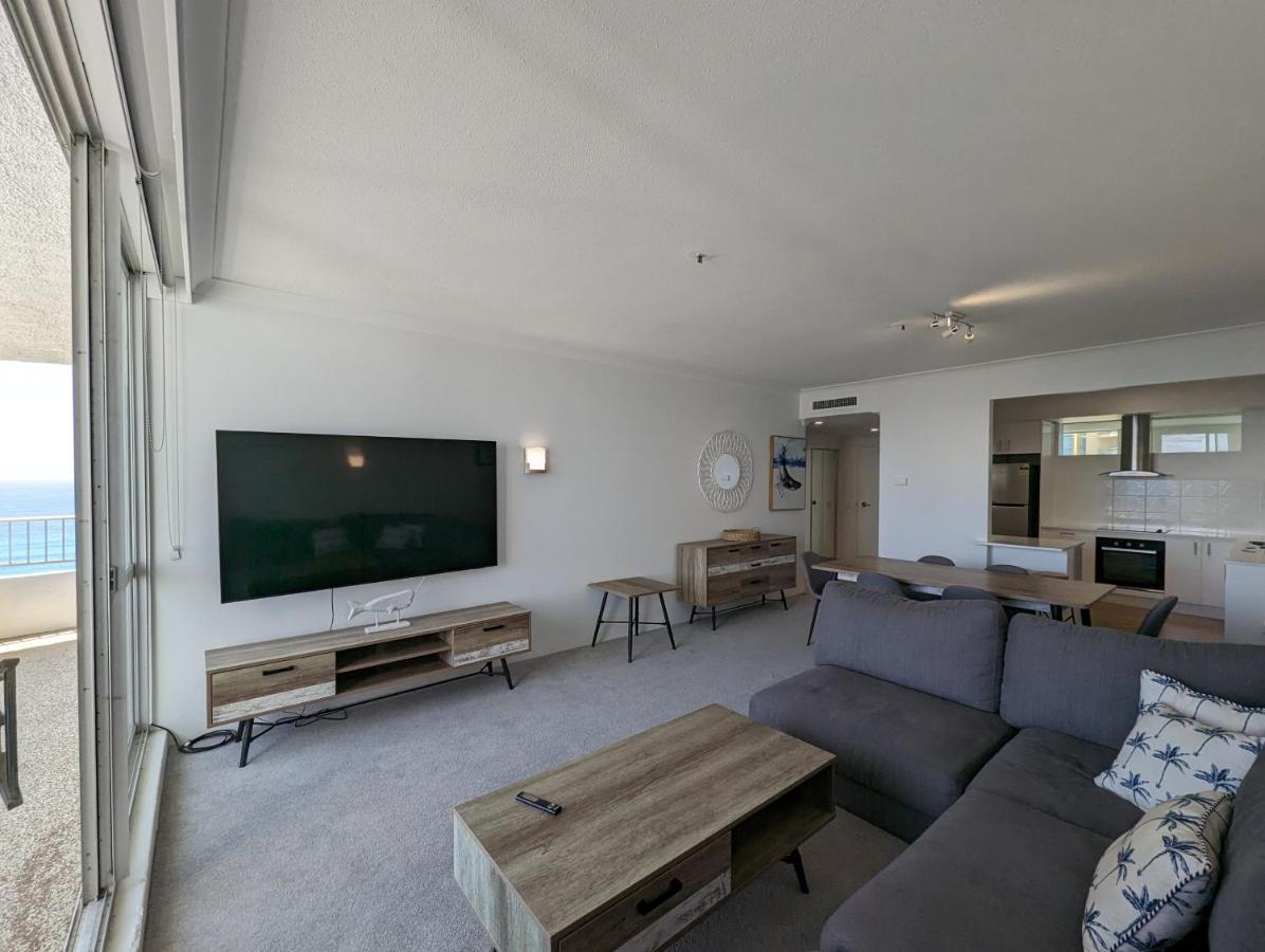 Golden Gate Apartment