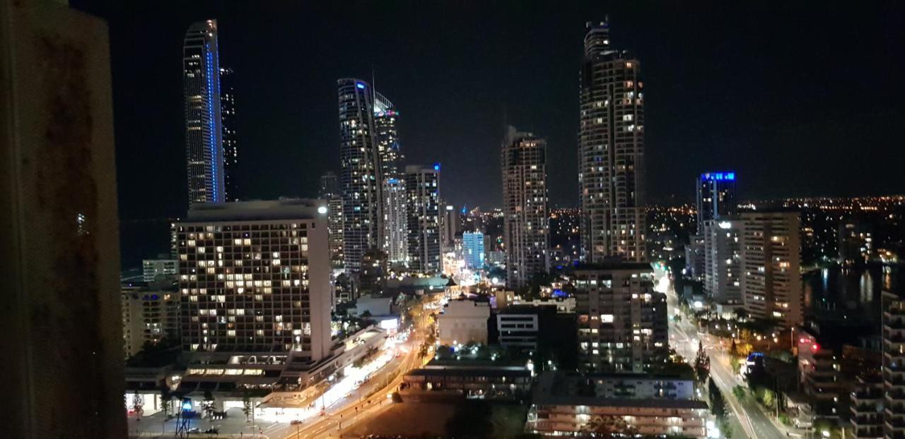 Crown Tower 25th Floor By Premium