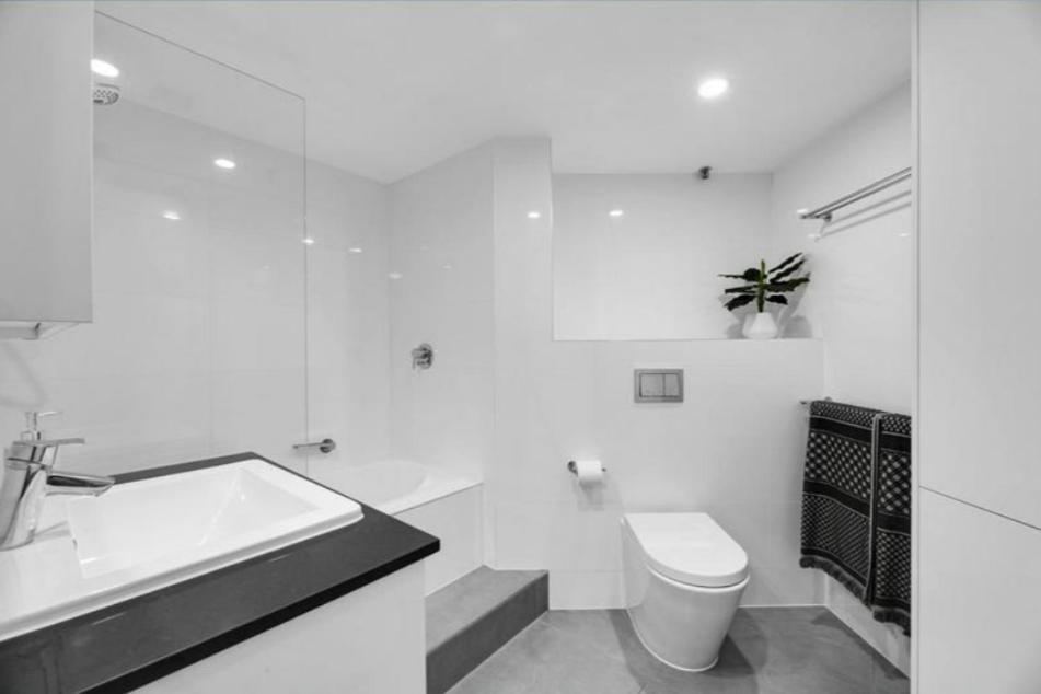 Apartment Gemini Court - Hosted By Burleigh Letting *