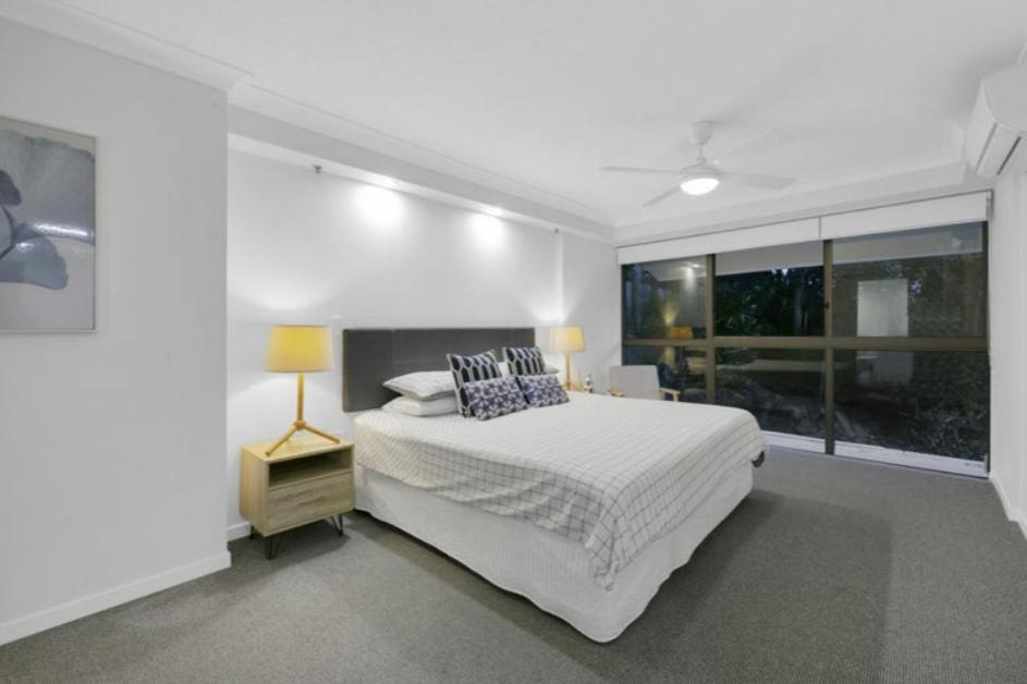 Gemini Court - Hosted By Burleigh Letting Apartment