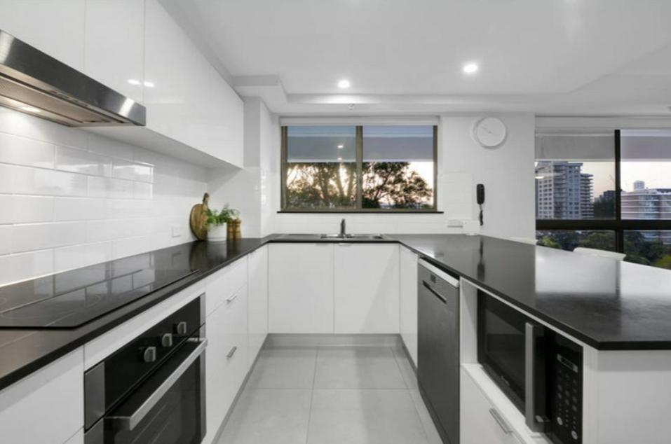 Gemini Court - Hosted By Burleigh Letting