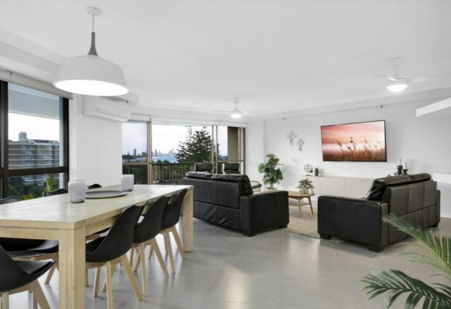 Gemini Court - Hosted By Burleigh Letting Apartment