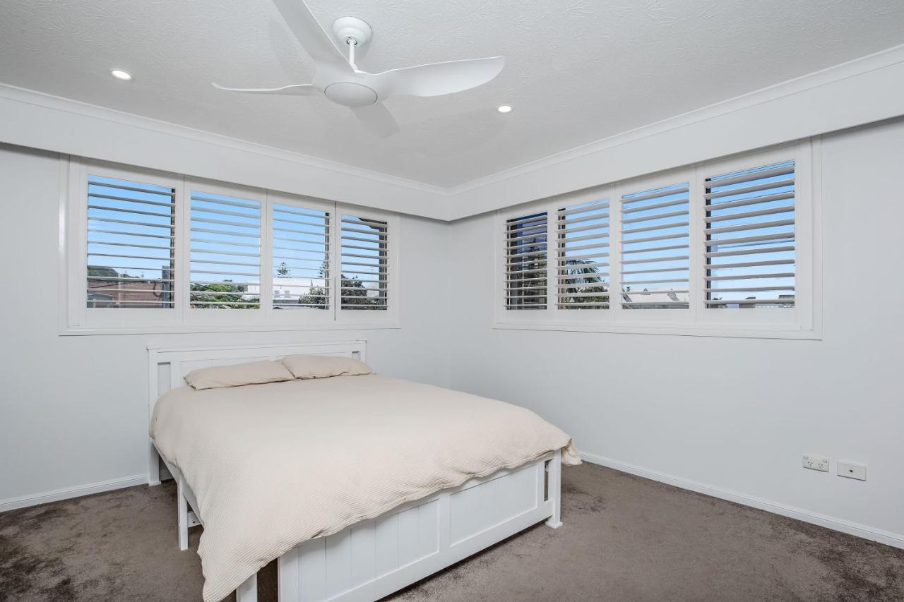 Aparthotel Sandcastles On Currumbin Beachfront, Gold Coast
