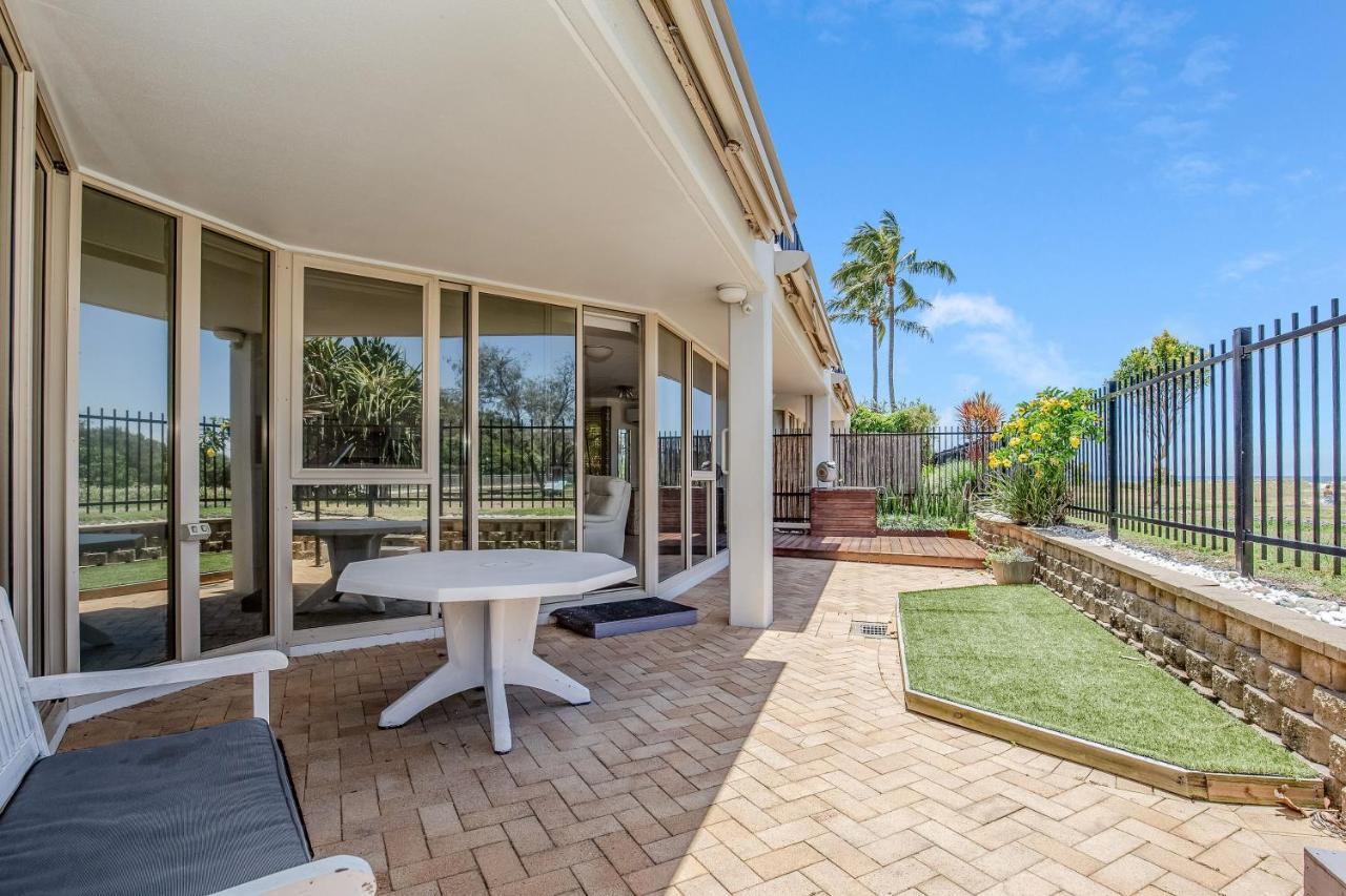 Aparthotel Sandcastles On Currumbin Beachfront,