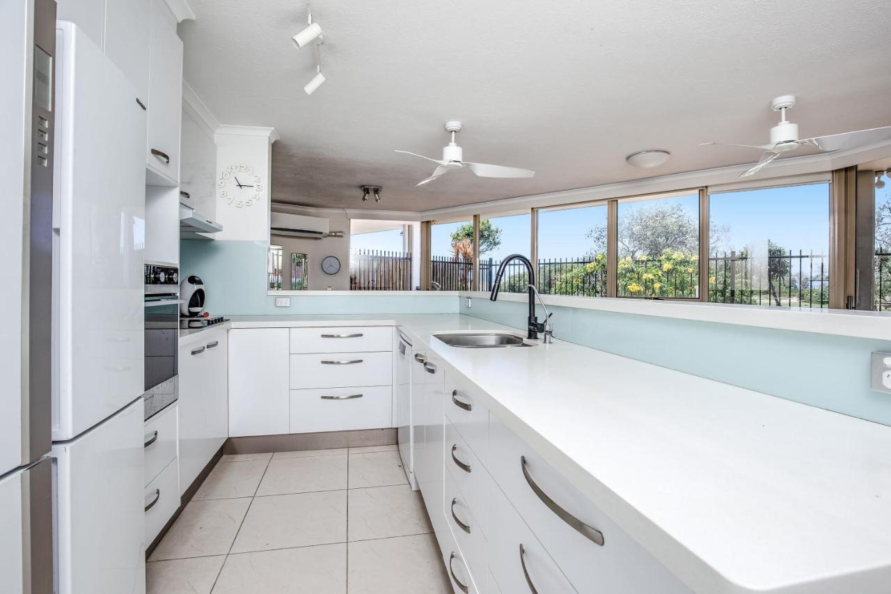 Aparthotel Sandcastles On Currumbin Beachfront, Gold Coast