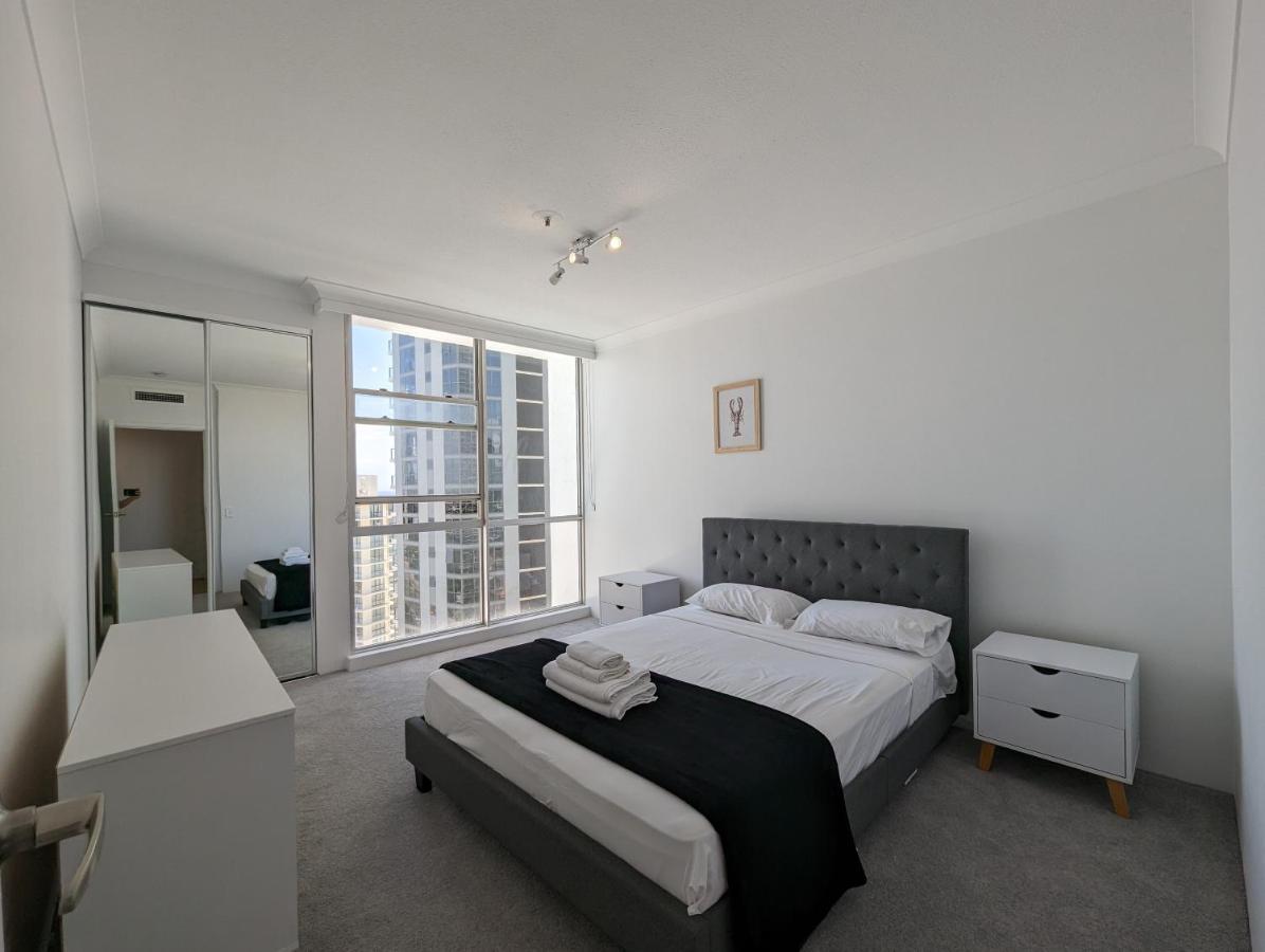 Golden Gate Apartment Gold Coast