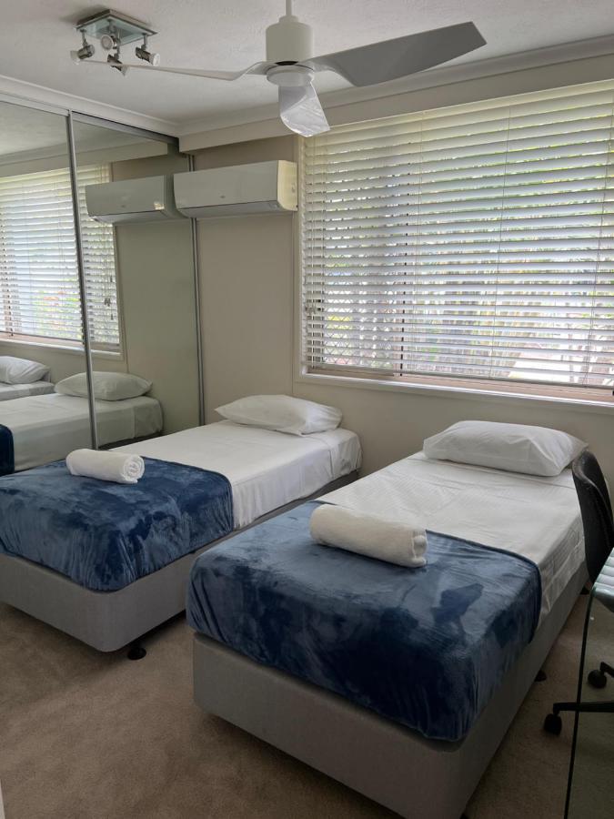 Aparthotel Sandcastles On Currumbin Beachfront, 4*