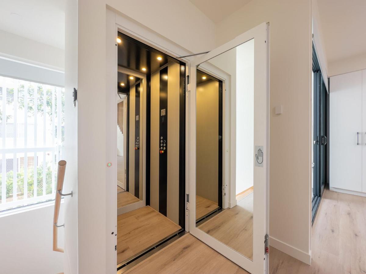 Unique Kirra Townhouse *