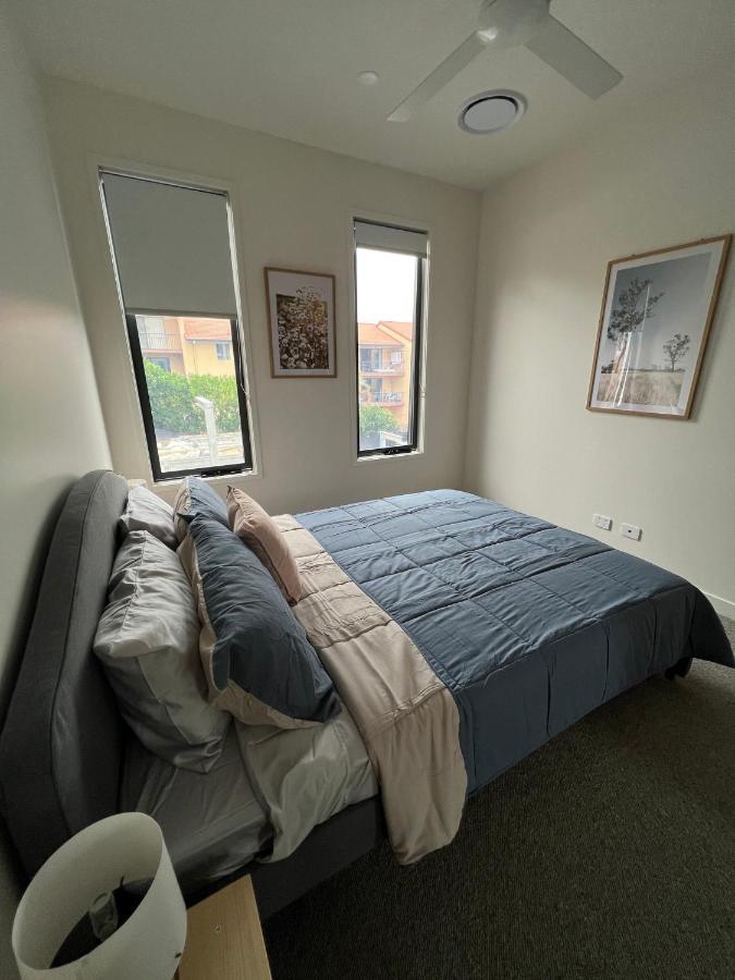 Unique Kirra Townhouse