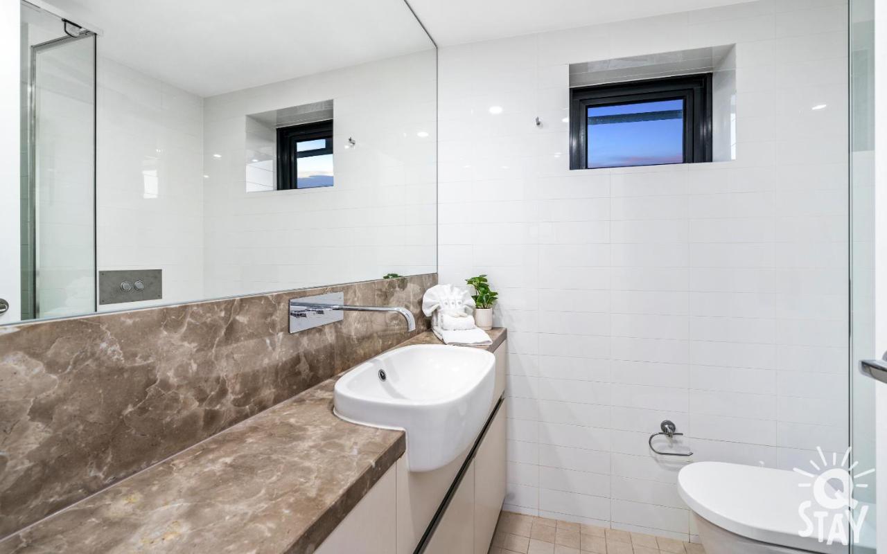 Apartment 2 & 3 Bedroom Ocean View At Soul Surfers Paradise - Q Gold Coast