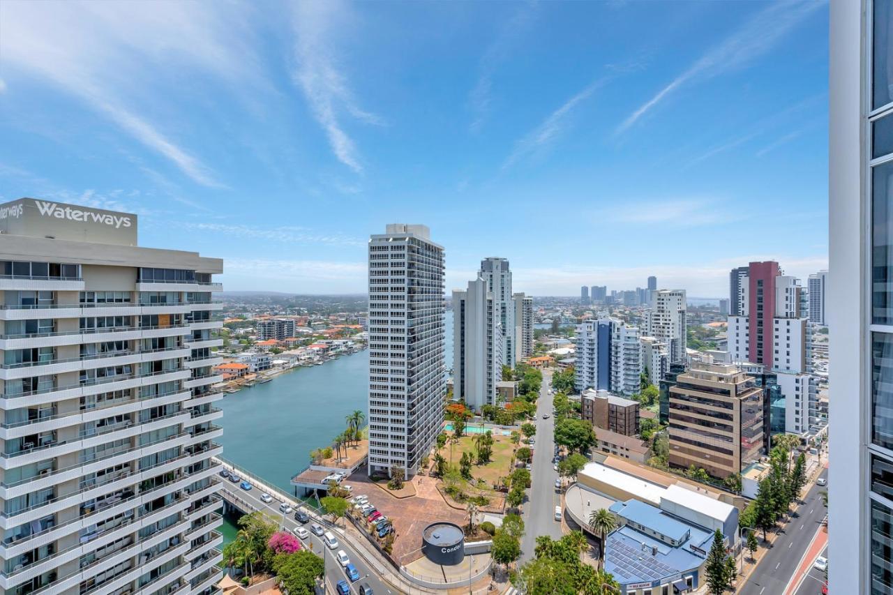 The Towers Of Chevron Renaissance - Holidays
