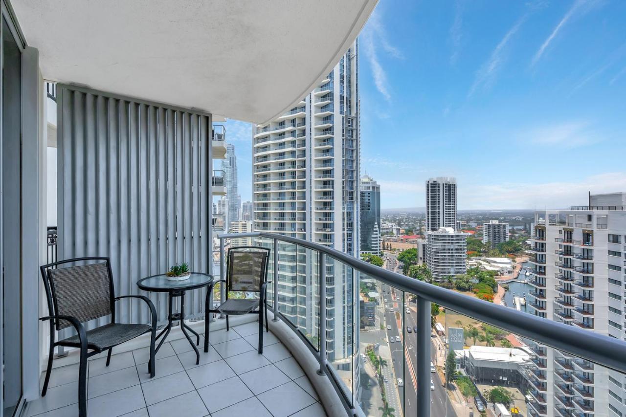 The Towers Of Chevron Renaissance - Holidays * Gold Coast