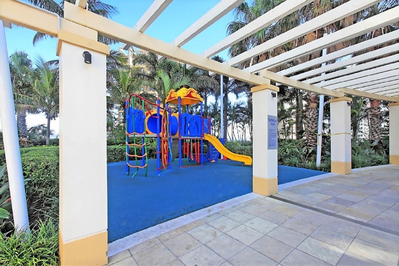 The Towers Of Chevron Renaissance - Holidays