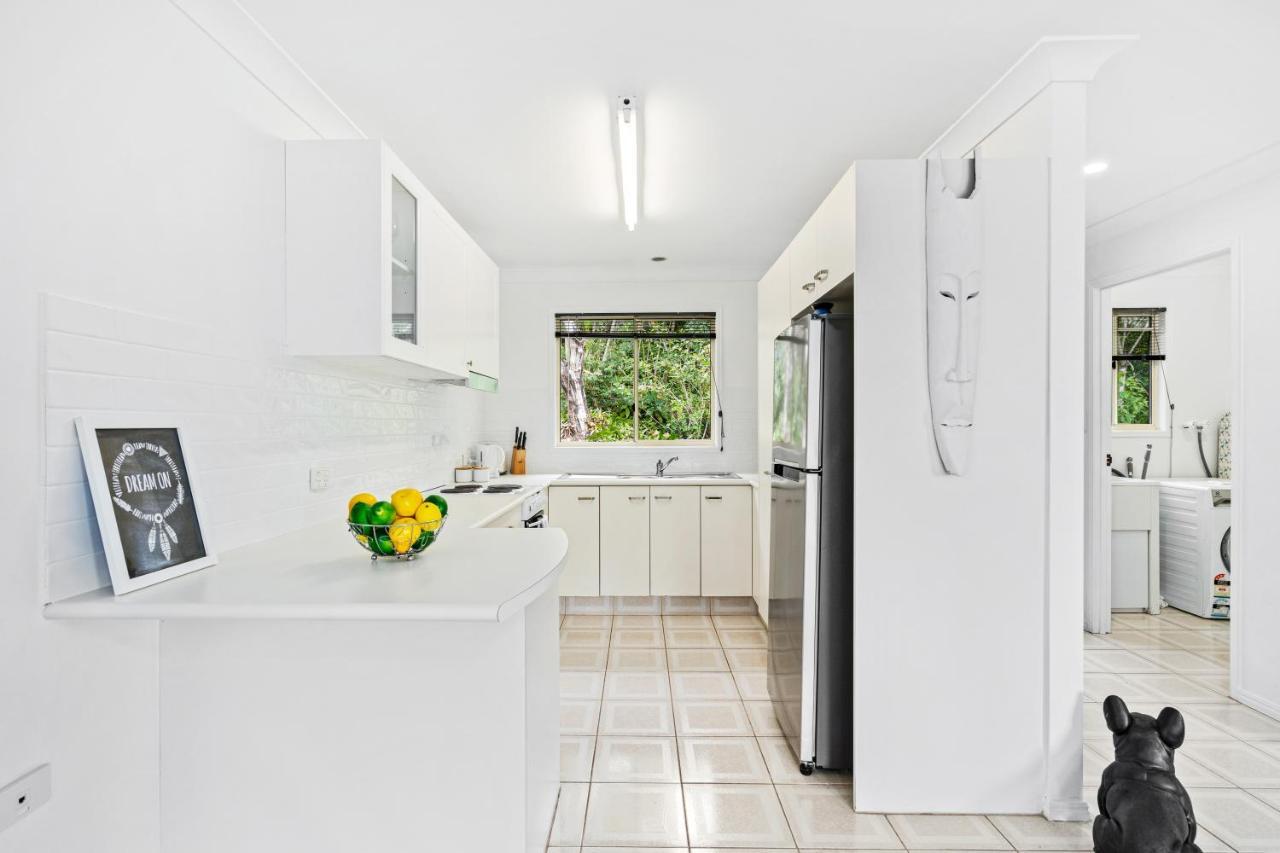 Cosy 2 Bedroom - Uplands Drive - Q