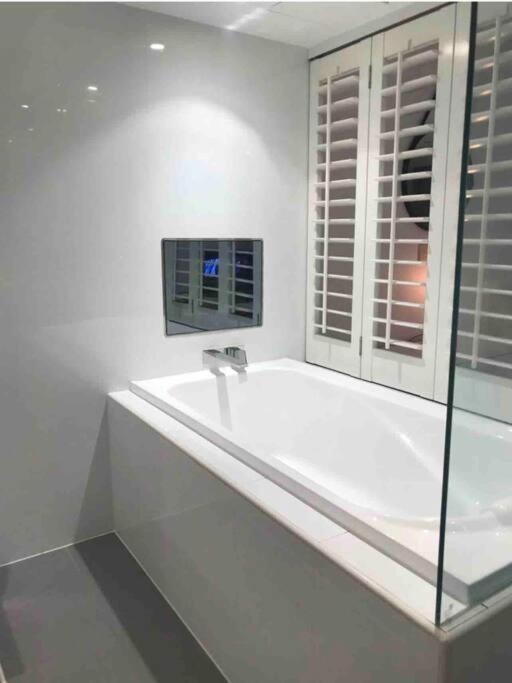 Apartment Absolute Beachfront Surfers Paradise *