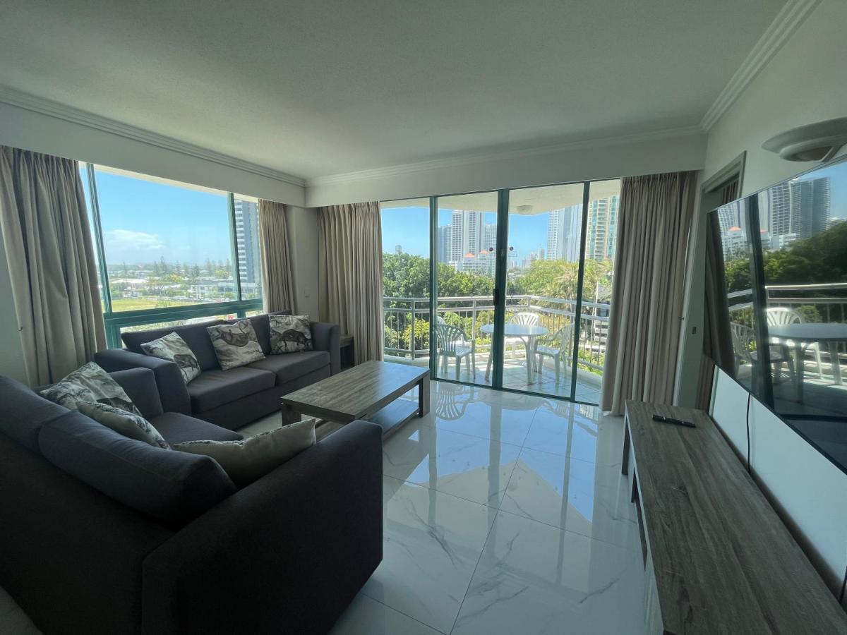 Apartment Crown Towers *