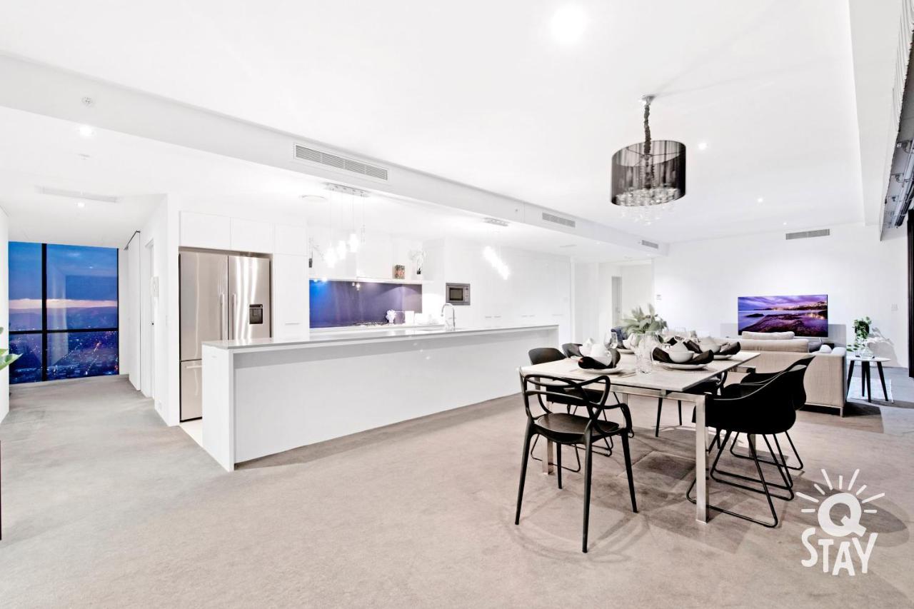 Ocean View Executive Penthouse At Circle On Cavill Gold Coast