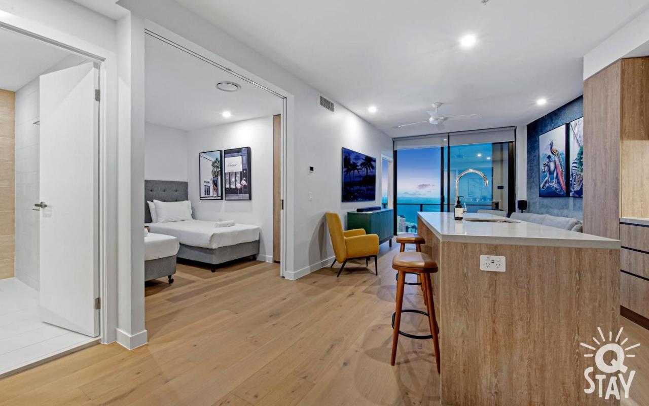 2 Bedroom 1 Bathroom Private At Casino - Paid Parking Only Apartamento *
