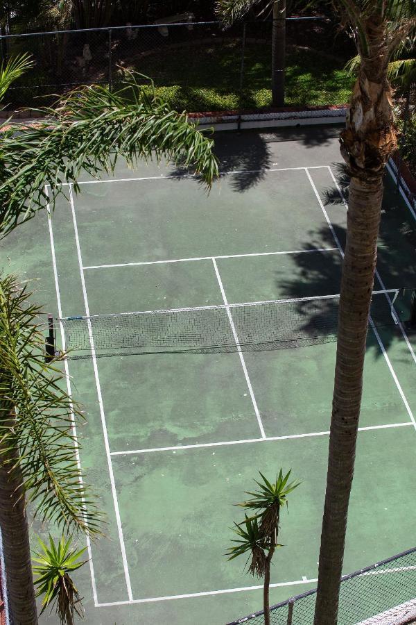 Ocean Breeze At Palm Apartment