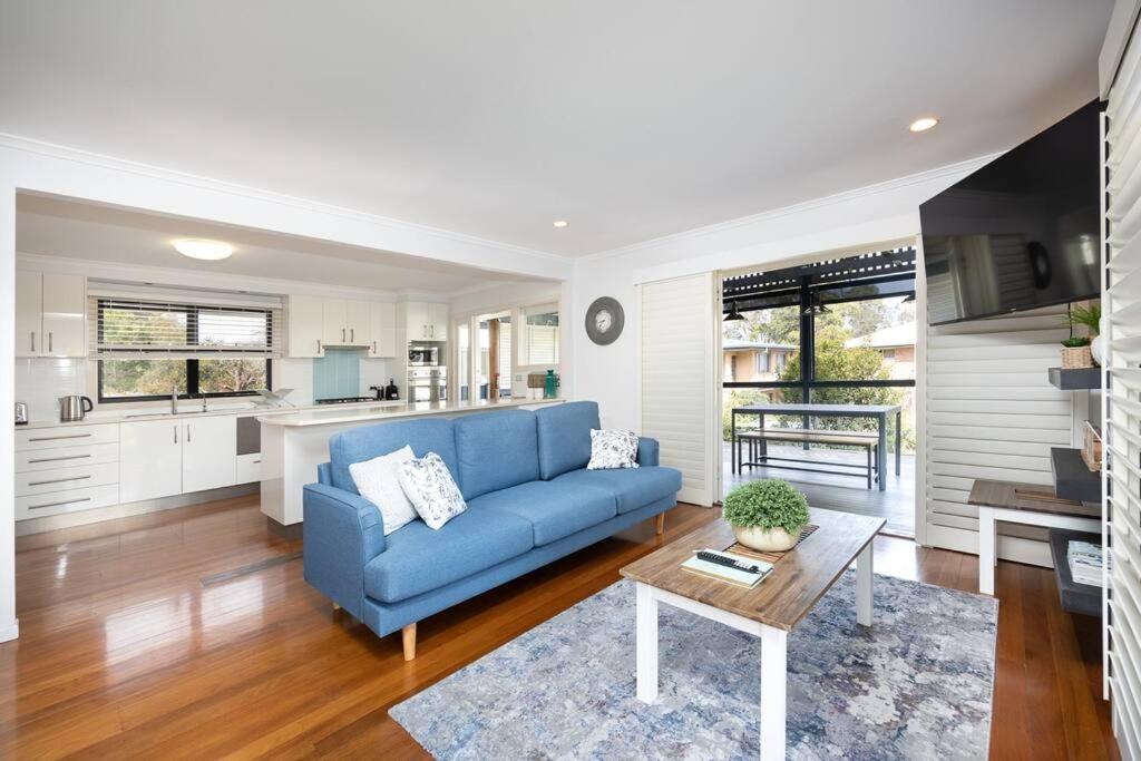 Beachside Cheerful 5 Bedroom *