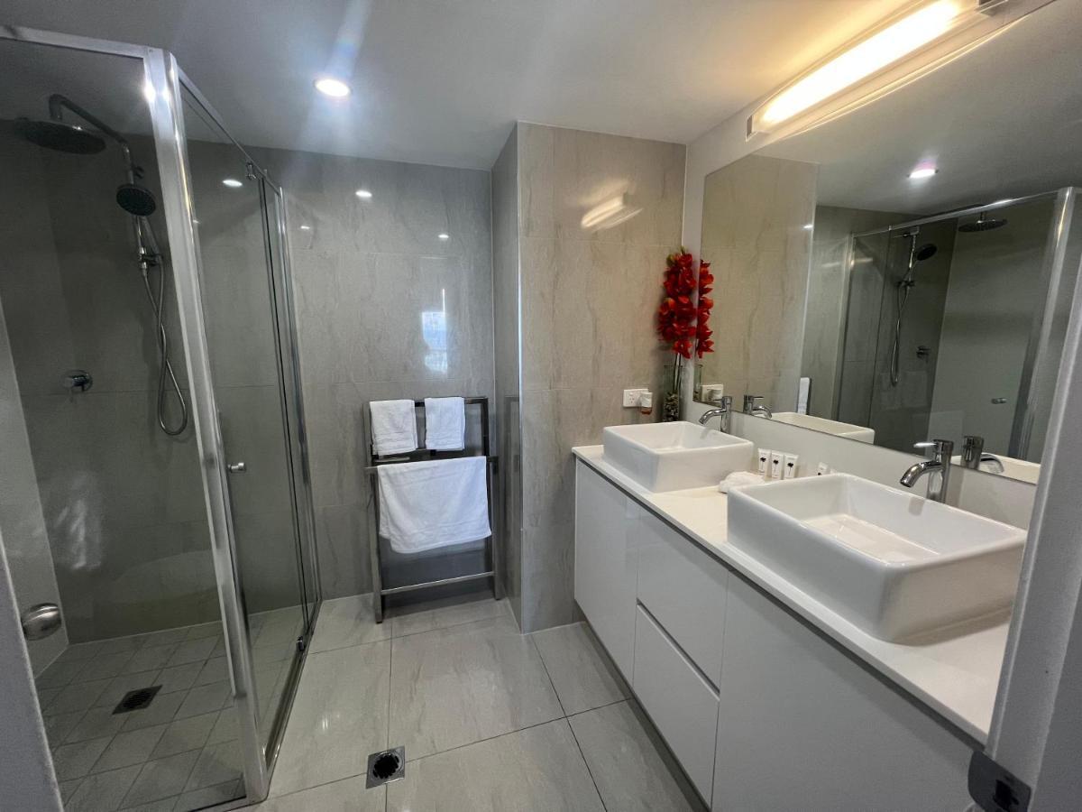 Apartment Stunning 2 Bedroom Ocean View Gold Coast
