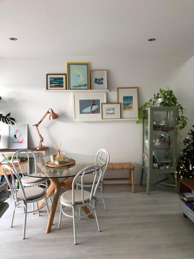 Holiday home Boutique Townhouse Near Surf And *