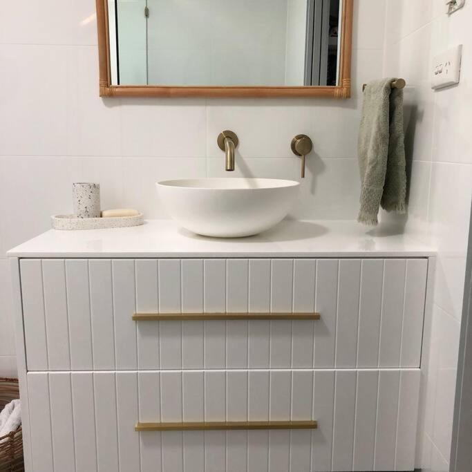 Boutique Townhouse Near Surf And Gold Coast