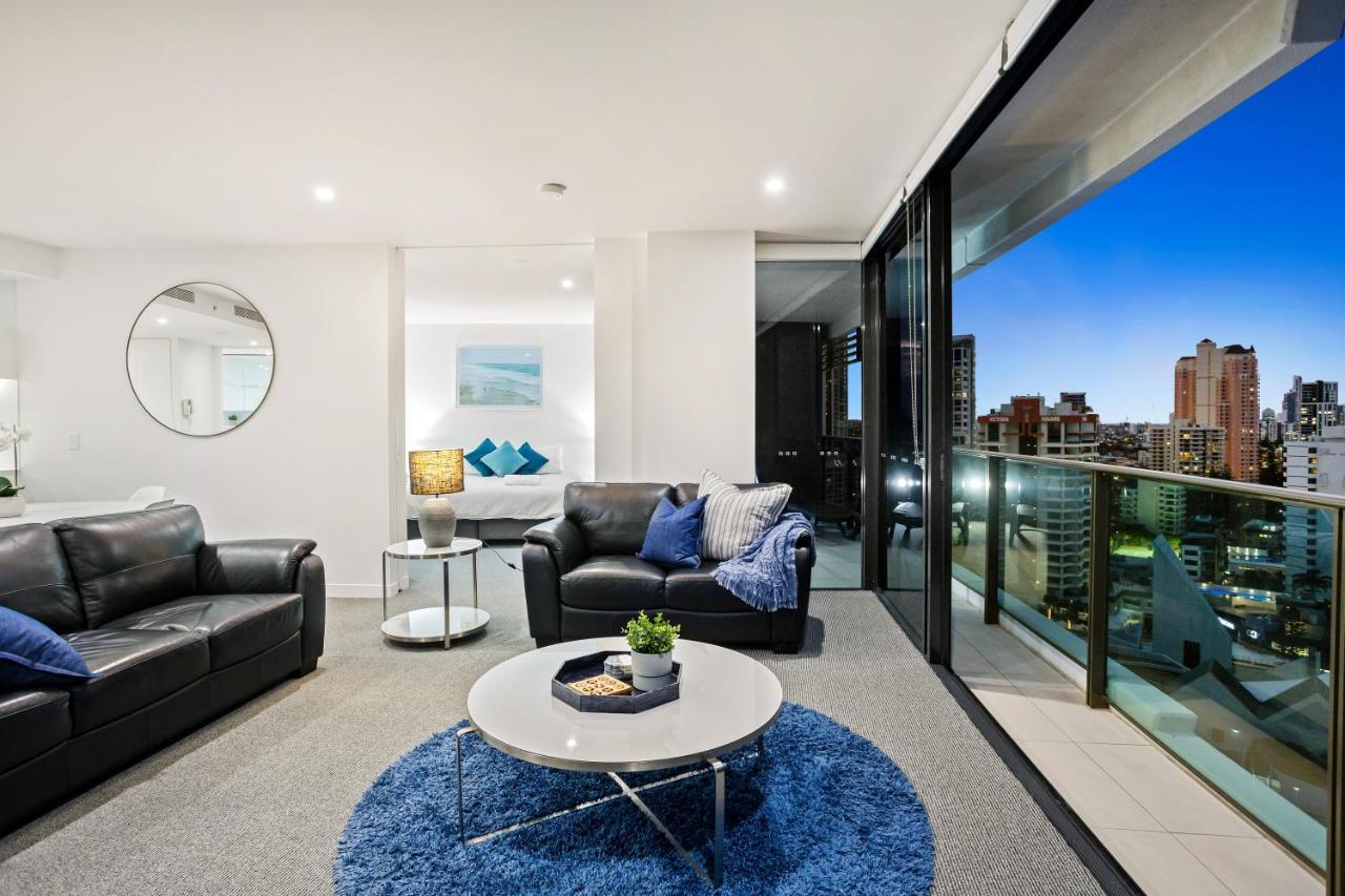 Tower 1 Oracle 16th Floor Stunning Views Apartment *