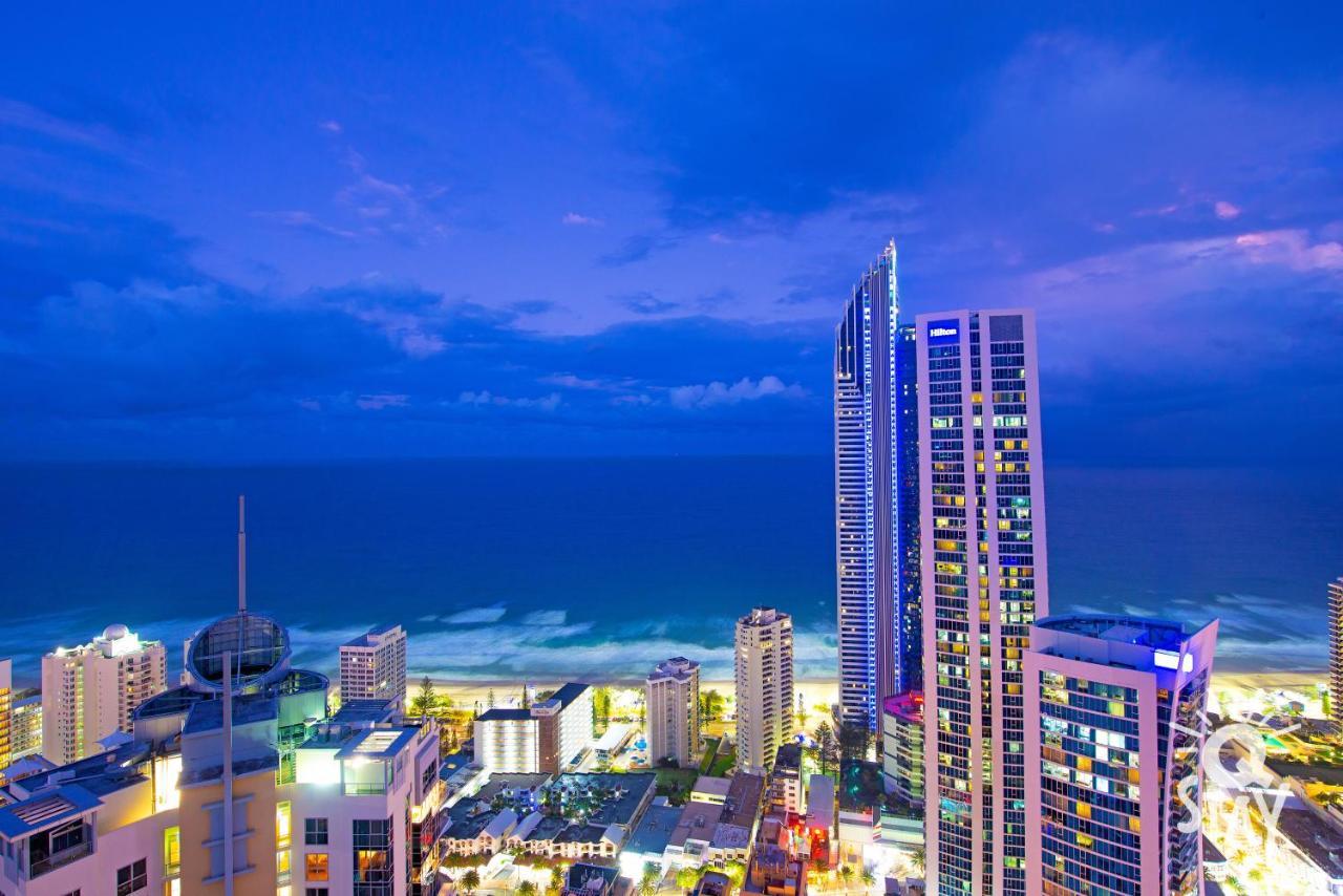 Apartment Circle On Cavill Surfers Paradise Mid Week Madness Deal - Q Gold Coast